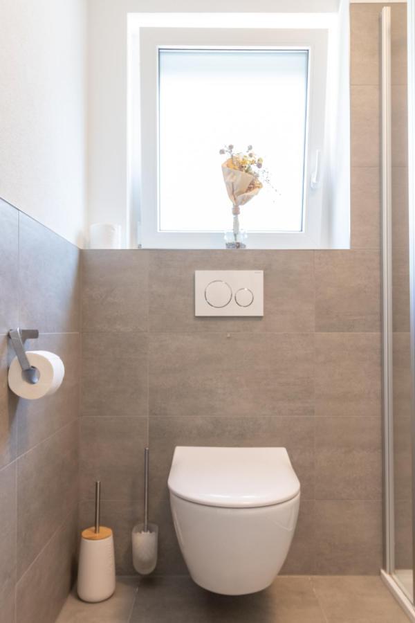 Unique: Zentrumsnahe 2 Zimmerwohnung In Villingen Mit Netflix 1 Og المظهر الخارجي الصورة